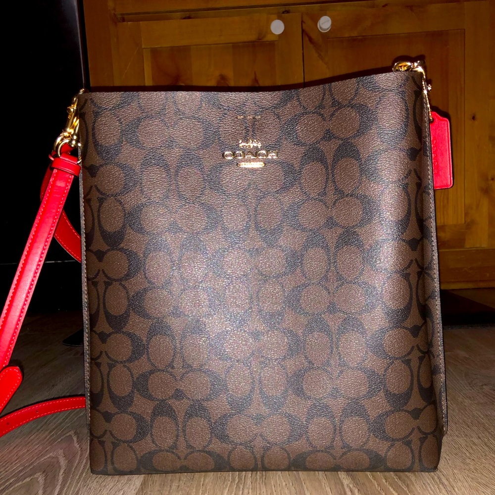 Coach Brown and Red Signature Shoulder Bag - Picture 3 of 14